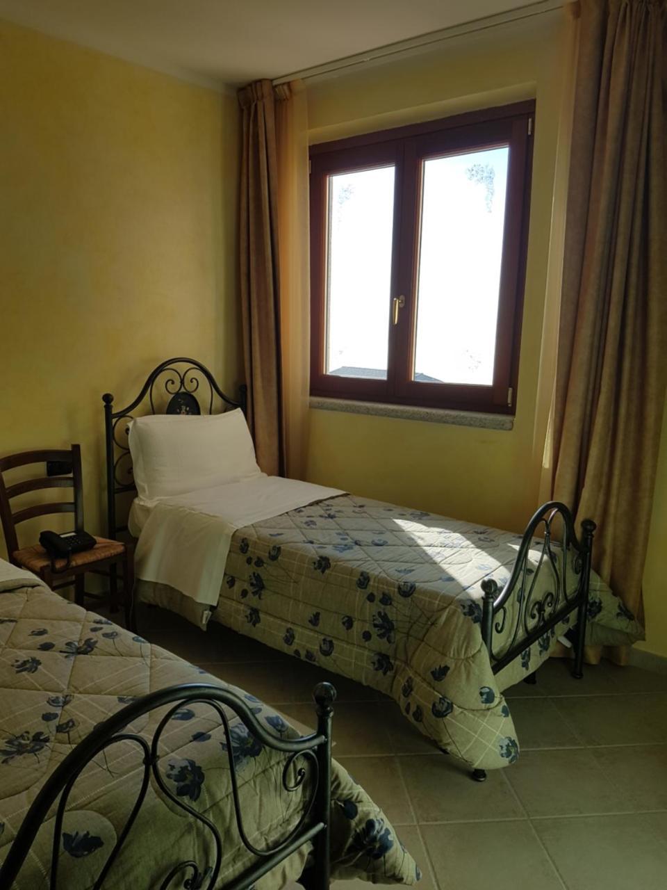 Hotel Le Tre Rose à Bono  Extérieur photo
